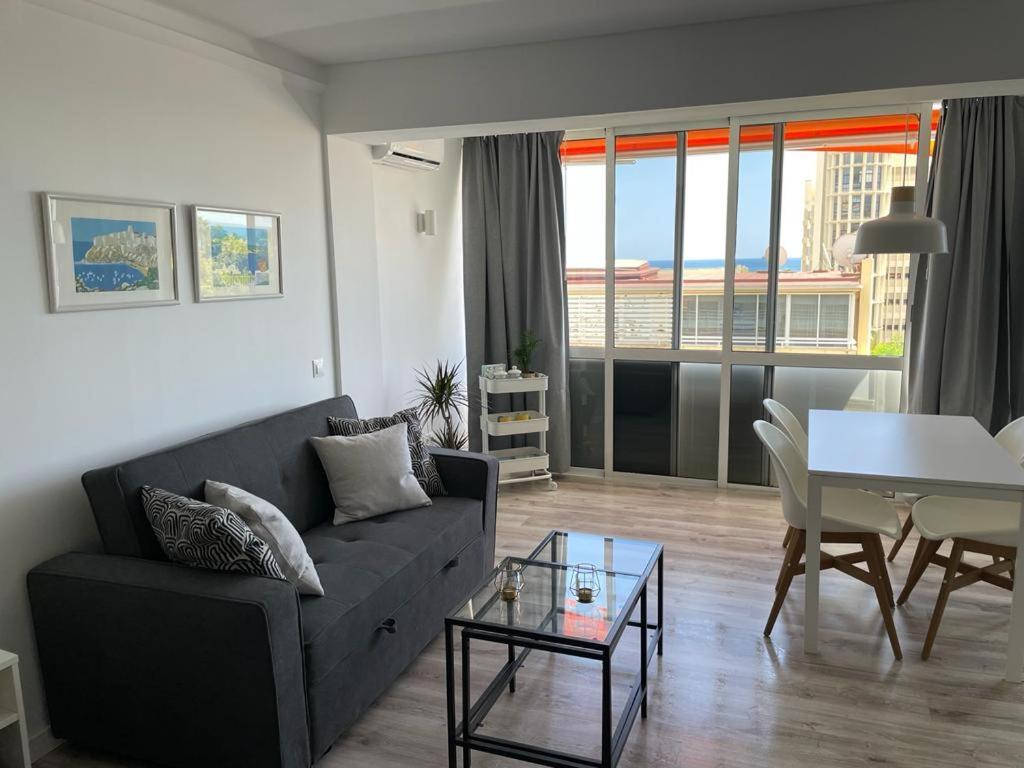 Apartamento C Y L ตอร์เรโมลิโนส ภายนอก รูปภาพ